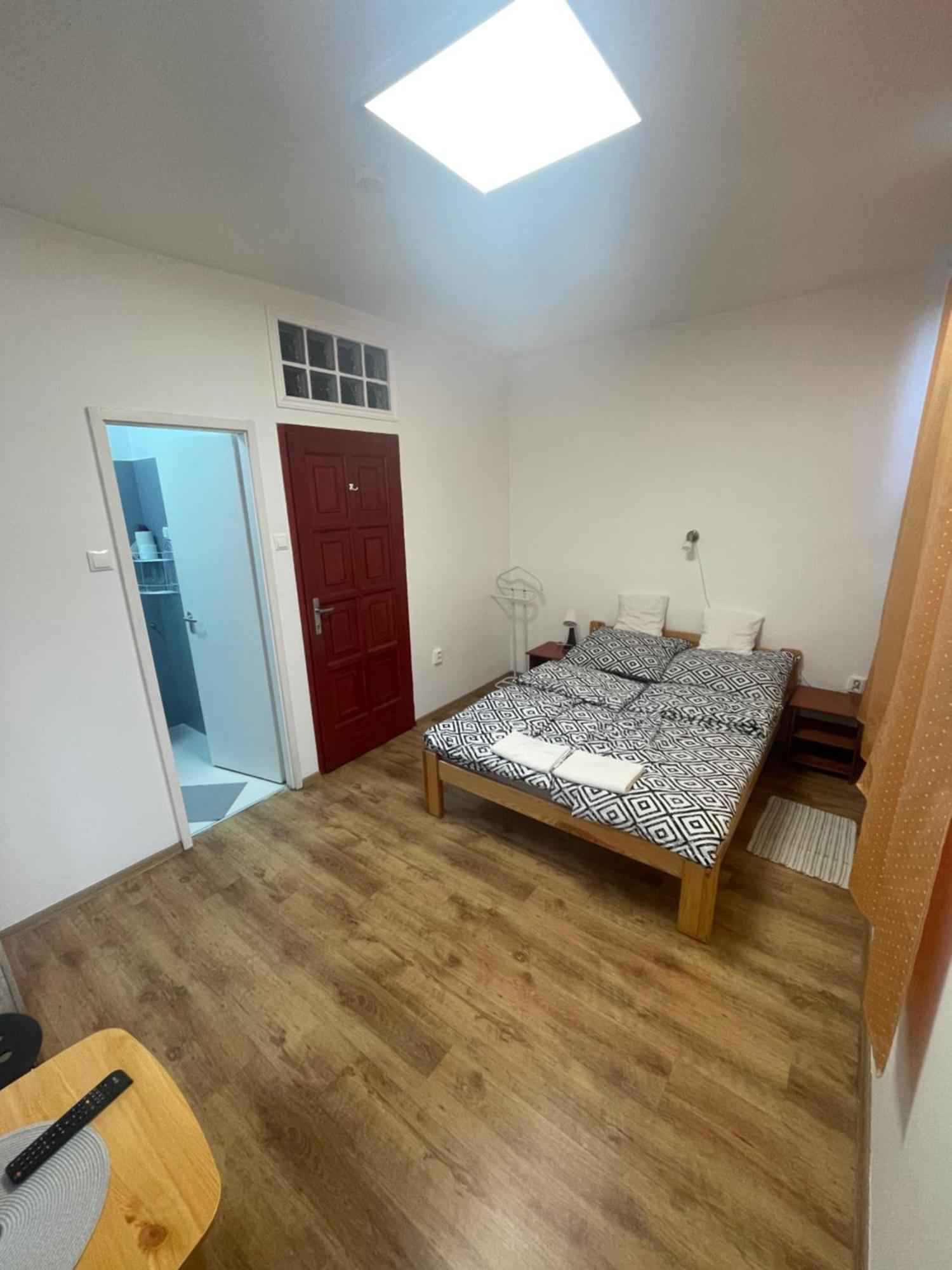 Alom Vendeghaz Hotel Dunaújváros Екстериор снимка