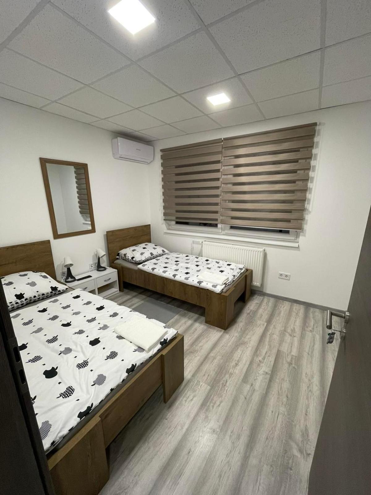 Alom Vendeghaz Hotel Dunaújváros Екстериор снимка